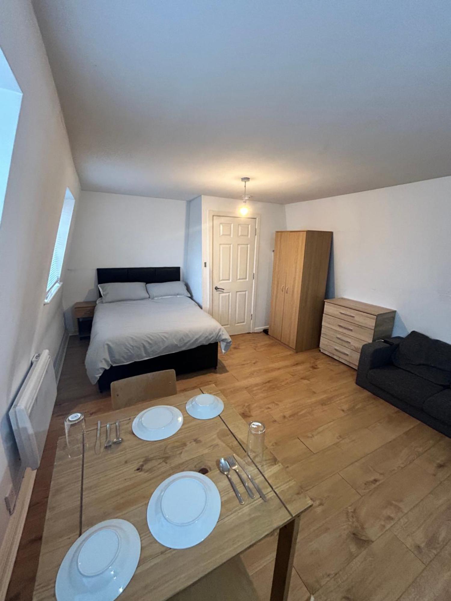 Leicester Studio At City Centre With Free Parking Buitenkant foto